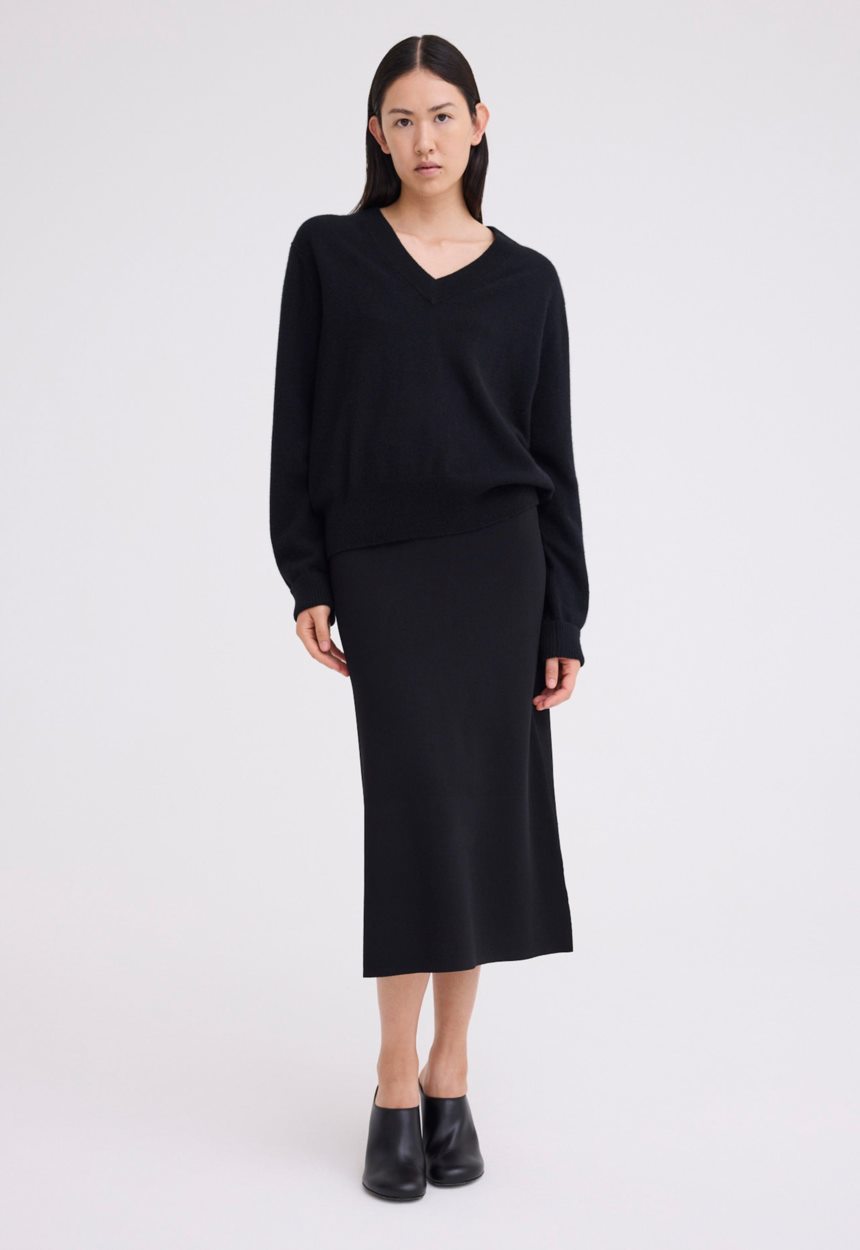 Jac + Jack Sharpo Cashmere Sweater - Black