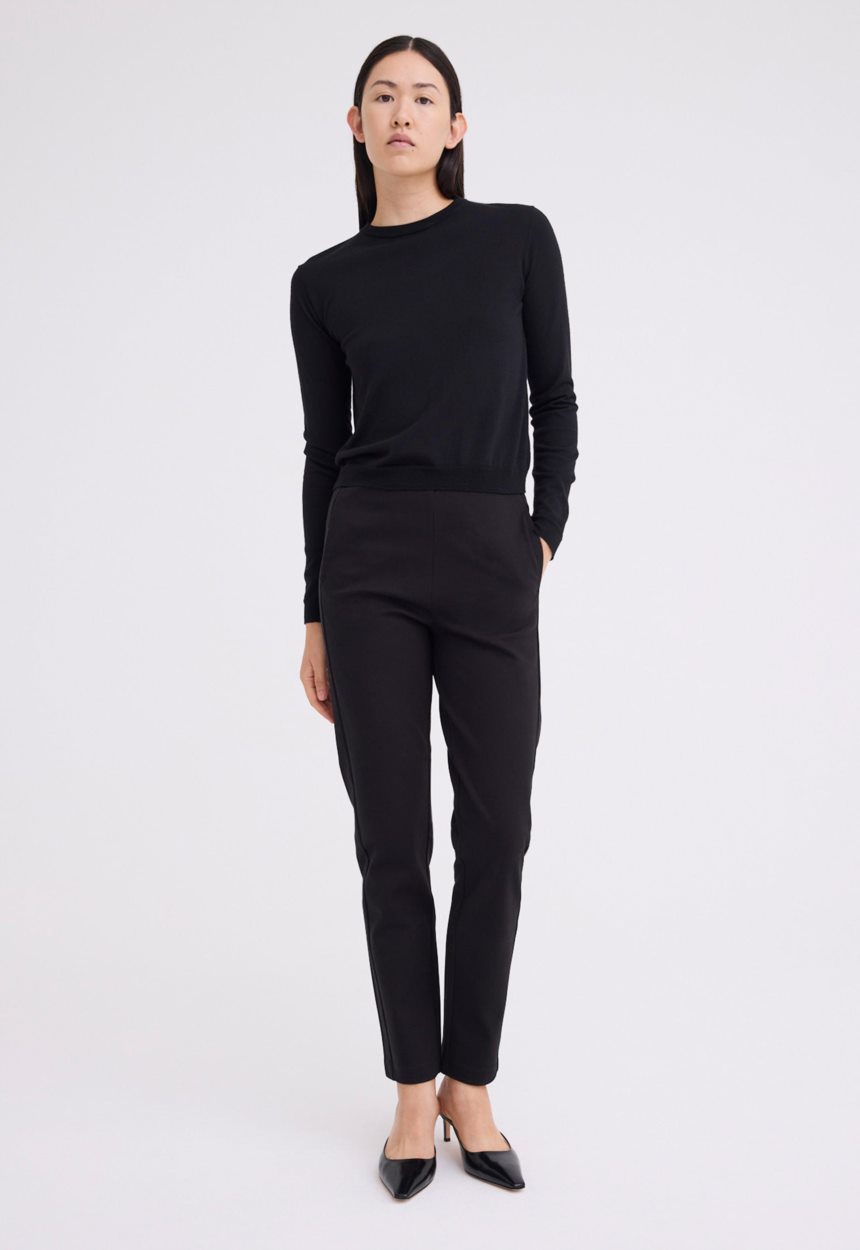 Jac + Jack Apex Merino Wool Sweater - Black